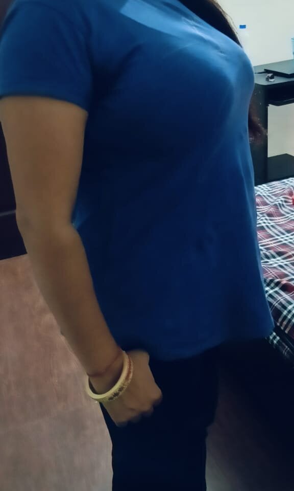 anushka18