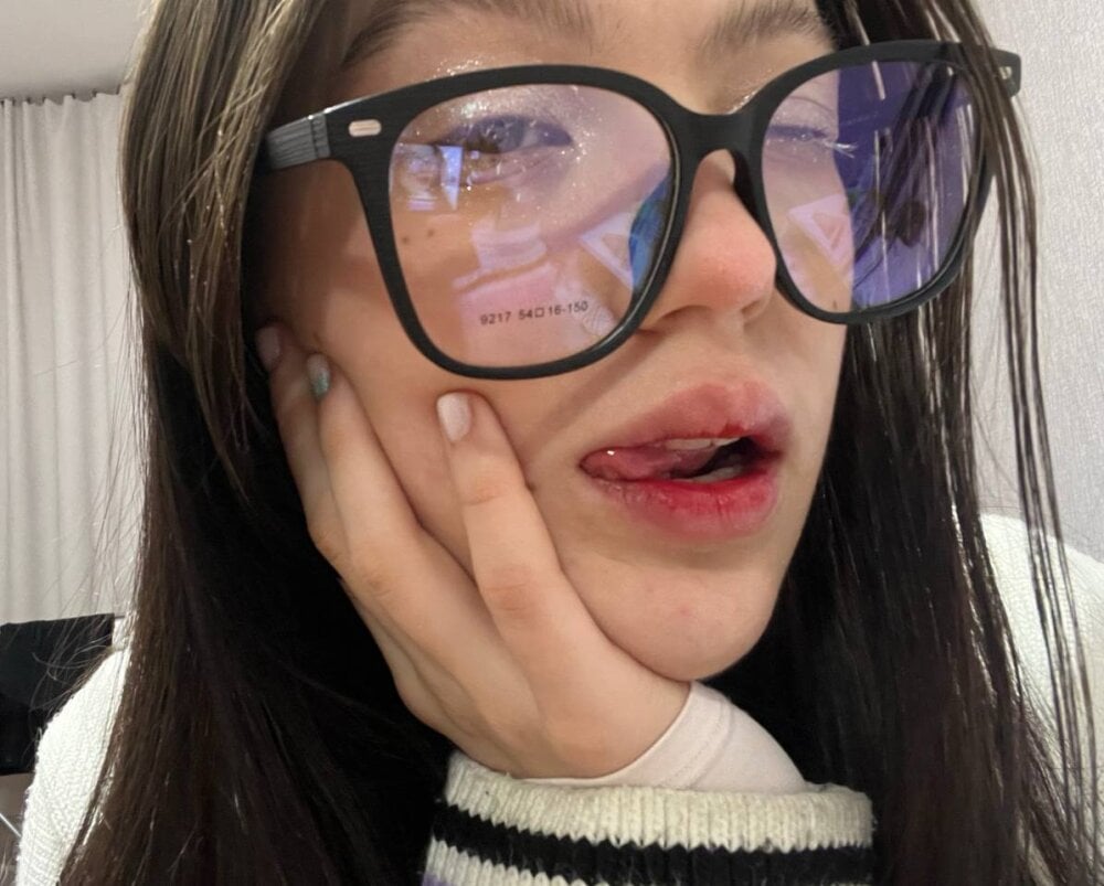 _asian_queen_