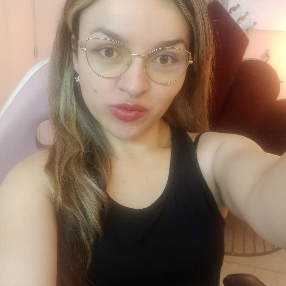 bee_blonde