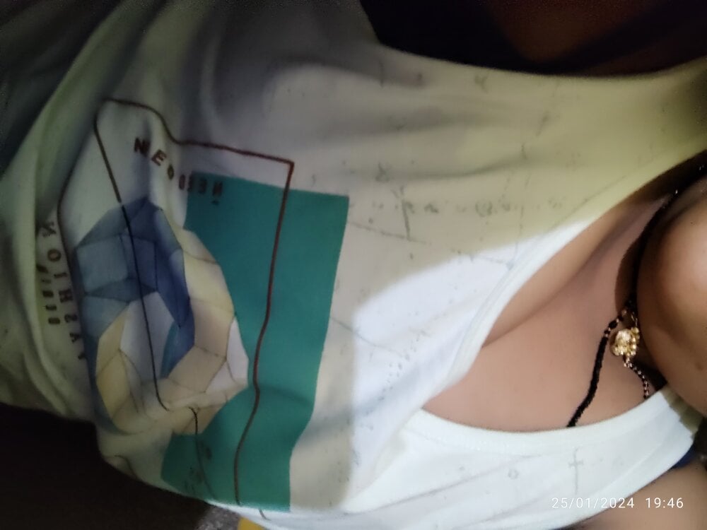 boobs_big_