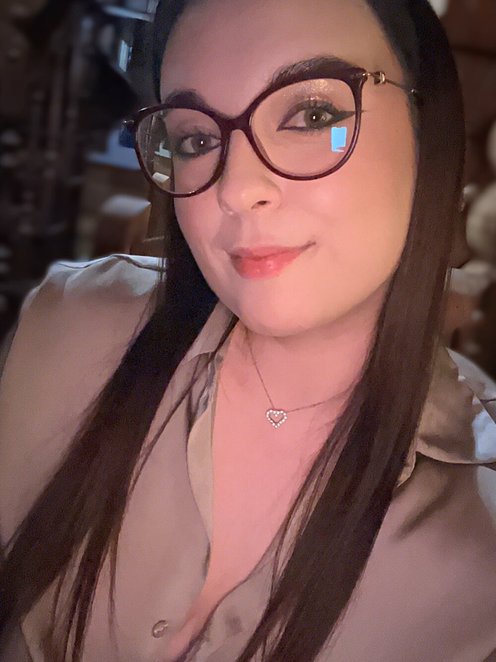 busty_lira