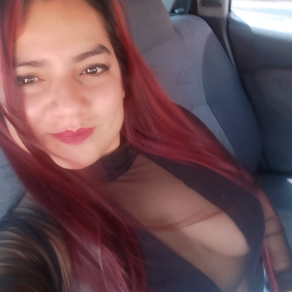 busty_petite