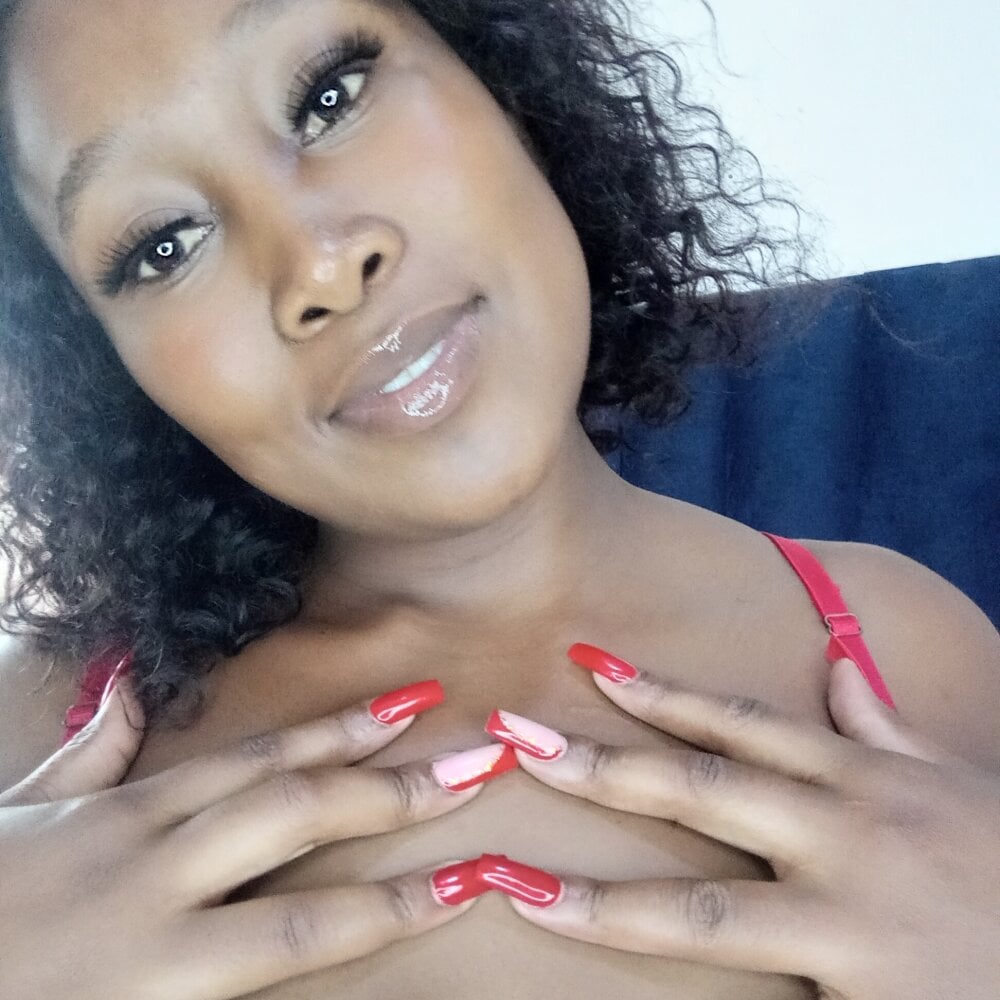 chineseebonyqueen