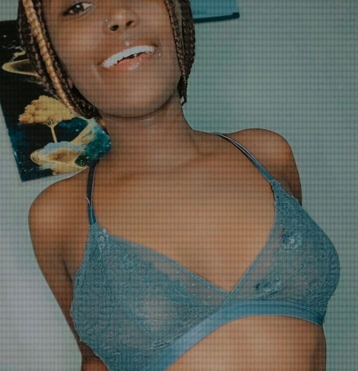 ebony_kiss