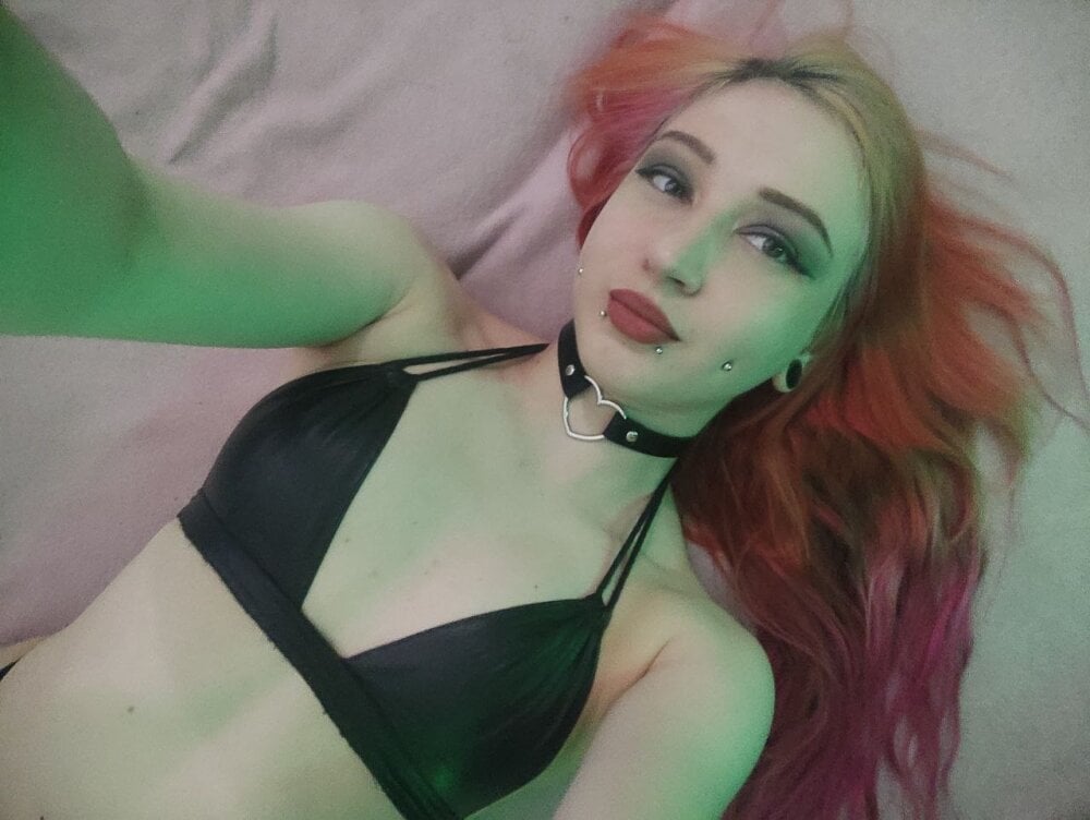 emily_hardcore