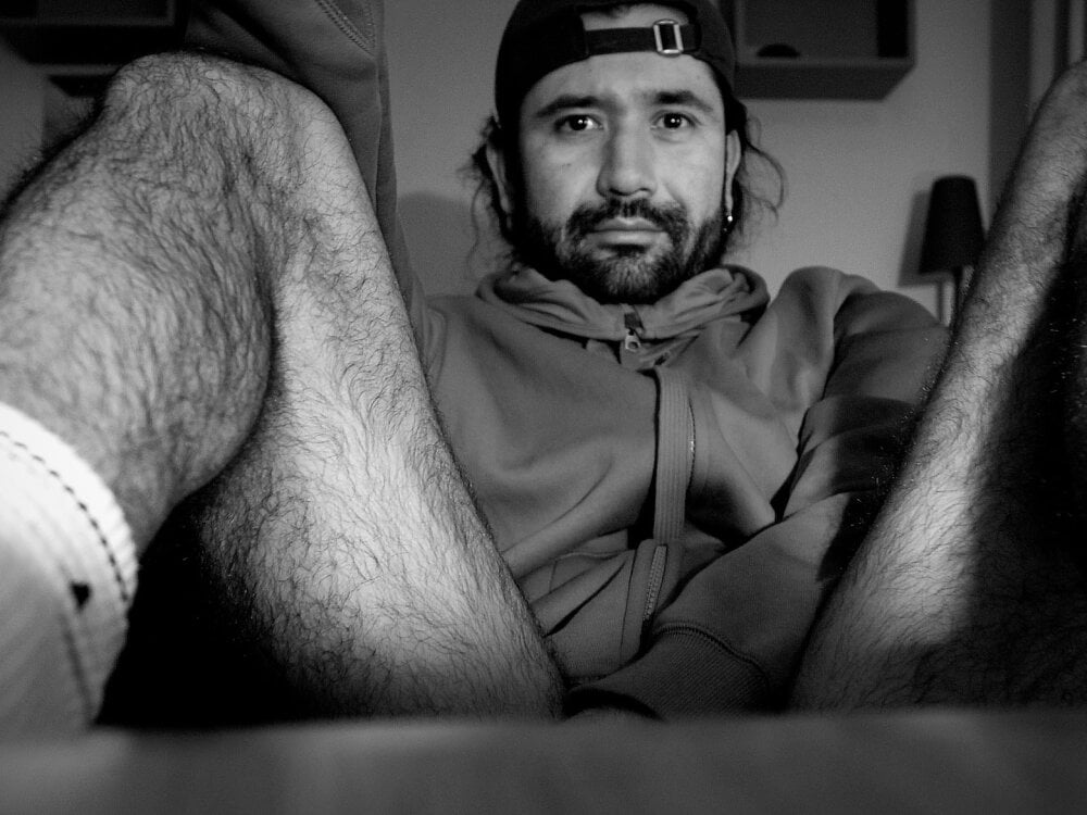 hairy03
