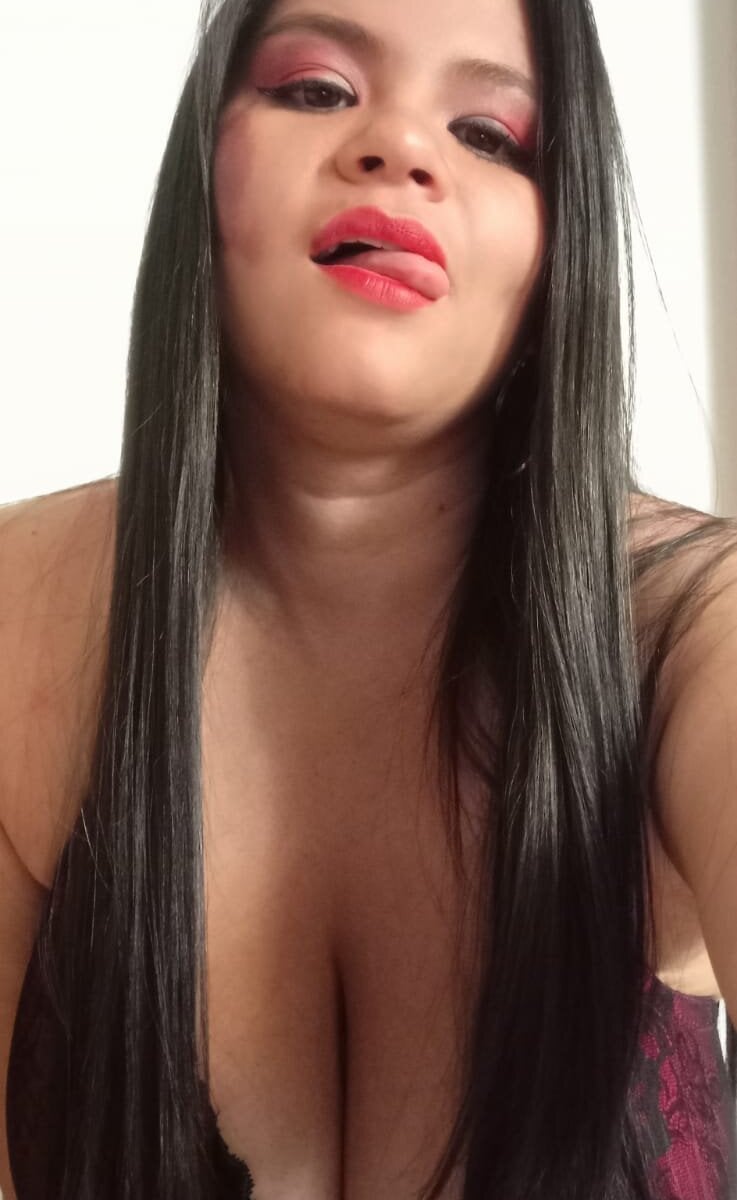 julieta-tits