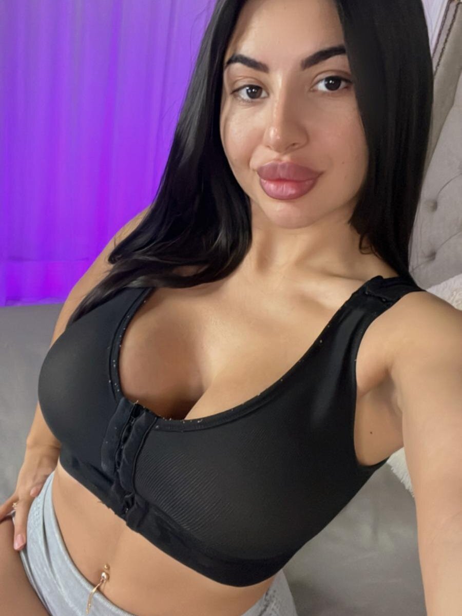latina_loco