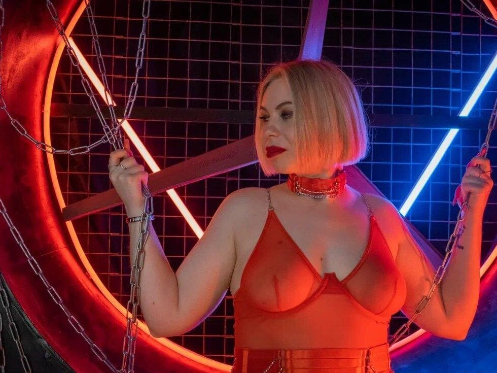 mary_blonde