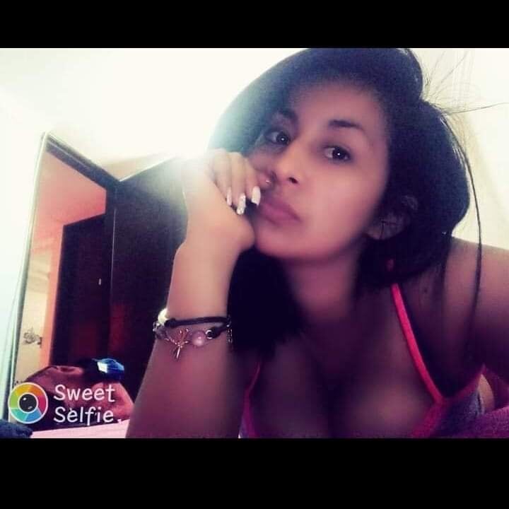 mia_tits