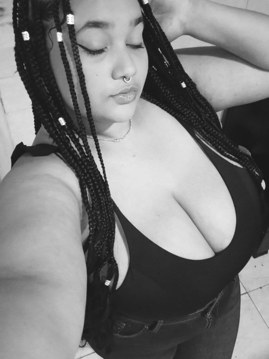 miss_big_tits19
