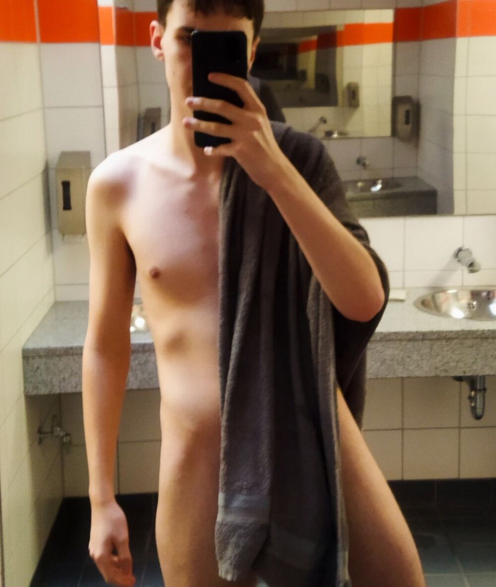 naked_ben