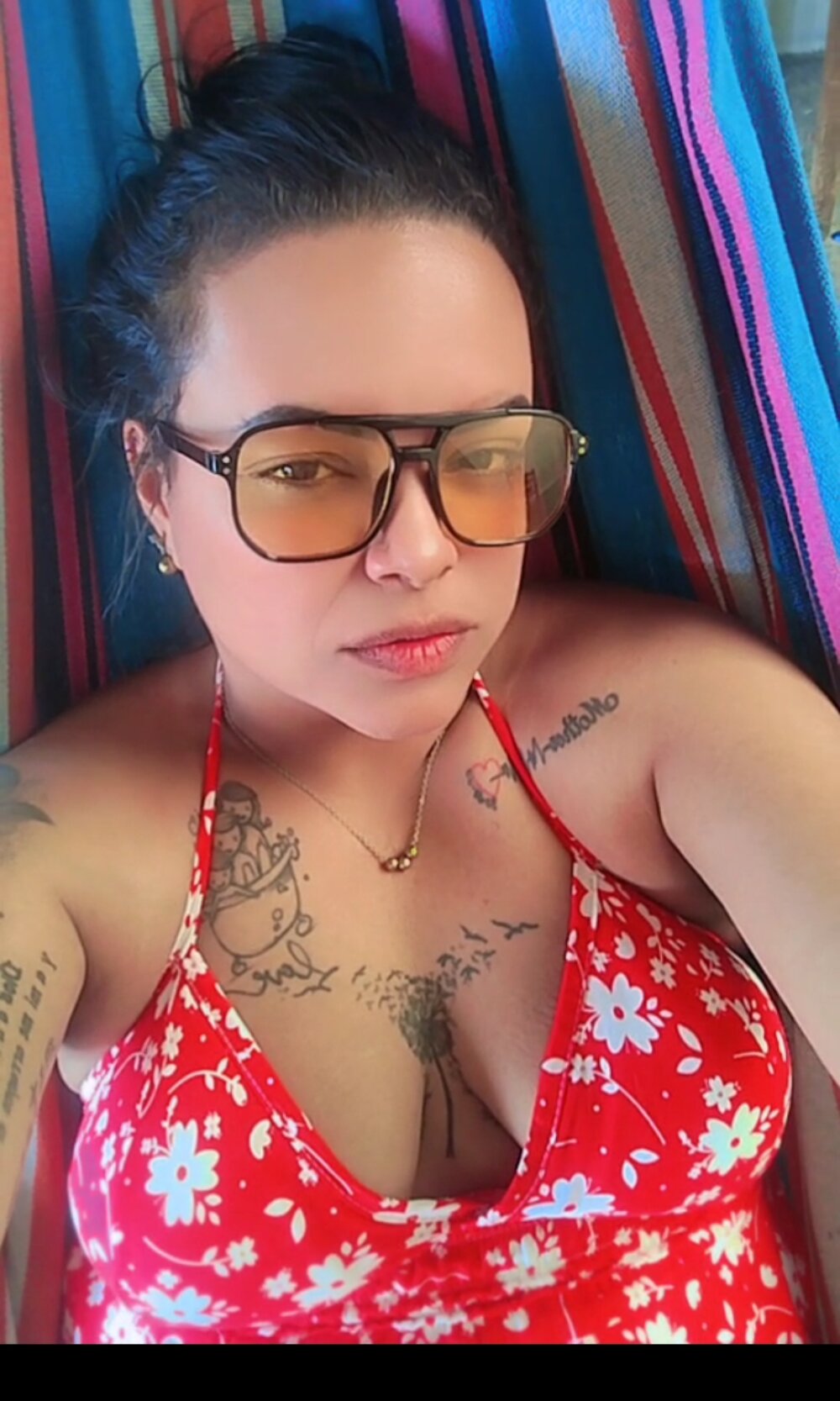 nicolle_latinwoman