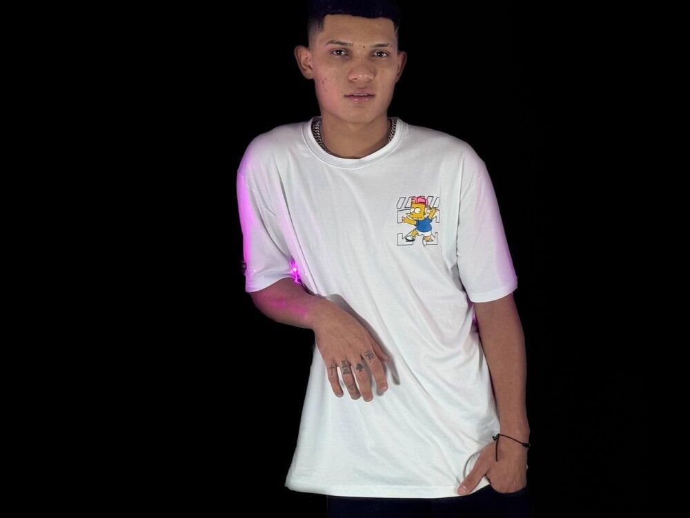 strongerboyt69